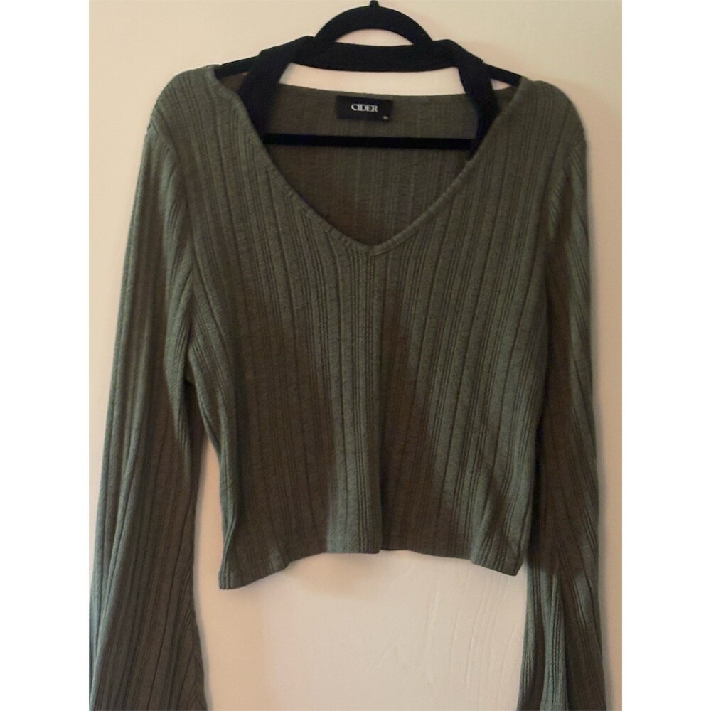 CIDER Cropped Top Womens 2XL Olive Green Ribbed Knit V-Neck Bell Sleeve